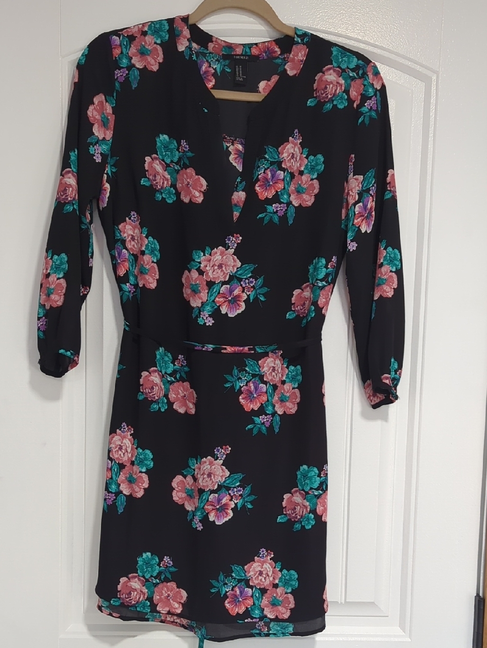Black Floral 3/4 Sleeve Flowy Dress